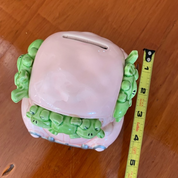 Ceramic Frogs-In-A-Volkswagen Bug Coin Bank - Picture 4 of 7